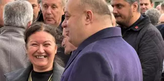 Unprecedented ease at the funeral! The president's laughter angered the congregation.