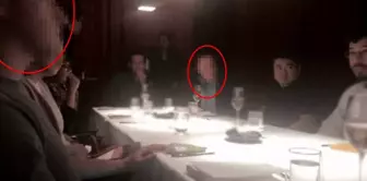 The world is talking about this photo! 2 famous names have been badly exposed.