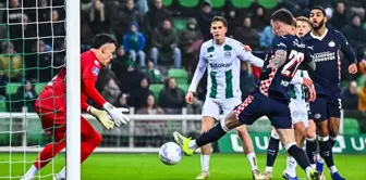 They beat their closest rival by 17 points! PSV Eindhoven champion...