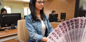 Bonuses for civil servants twice a year! The proposal has been submitted to the Parliament.