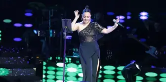 Ebru Gündeş surprised everyone with her stage fee in the Middle East.