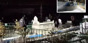 A fetus wrapped in a bag was found in a cemetery in Erzurum.