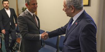 CHP Chairman Özel visited former Speaker of the Grand National Assembly Arınç.