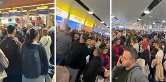 Adverse weather conditions paralyzed the airport, and passengers waited for hours for their luggage.