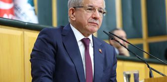 داود أوغلو: بعد صلاة الجمعة، قال لي أخي من حزب العدالة والتنمية همسًا...