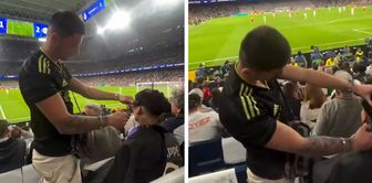 We saw this too! He got a haircut in the middle of the match.