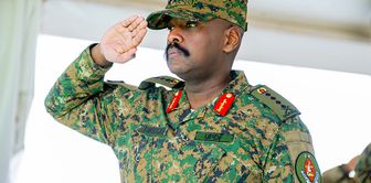 The arrogant general threatening Turkey raised his hand.