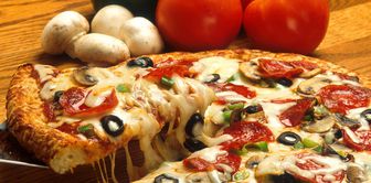 The 50-year-old pizza giant has gone bankrupt! All branches have been closed.