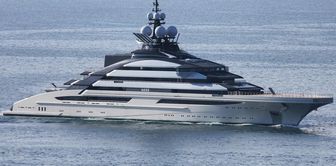 Putin's ally's $500 million superyacht crossed the Strait of Hormuz