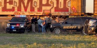 The bodies of 6 people were found in a freight train car in the USA.