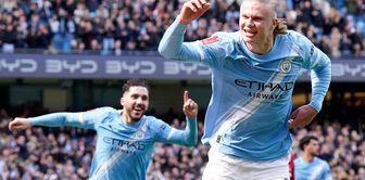 Who will be Champion? Manchester City doesn't let Arsenal off the hook.
