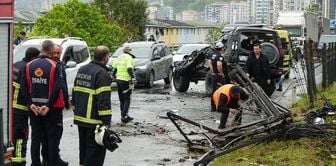 A flipping jeep landed on another jeep in the opposite lane: 1 dead, 7 injured.