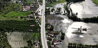 Agricultural lands in Tokat were flooded due to overflow.