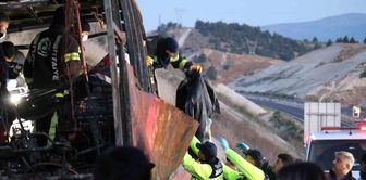 First images from the accident where 8 people died! Bodies were removed from the bus that turned into a pile of metal.