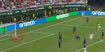 A devastating mistake from Muslera! His country was eliminated from the World Cup, and everyone made the same comment.