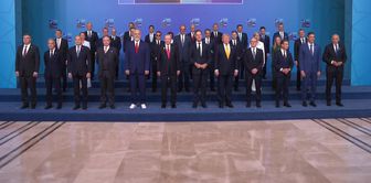 Family photo of leaders at the NATO Summit