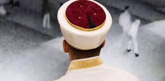 They were caught in an inappropriate state in the courtyard and did not leave the imam alone with their actions.
