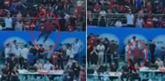 Deputy Minister Hamza Yerlikaya jumped from the stands and walked towards the referee.