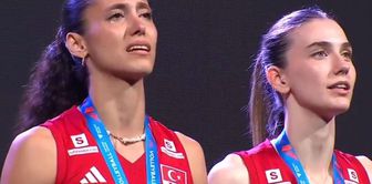Гордые моменты! Читал Гимн Независимости со слезами на глазах