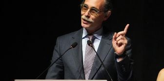 CHP or YENİ Party? Erdal Beşikçioğlu determined his side.