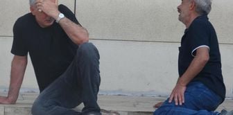 Он положил сына в катафалк, опустился на колени и закричал: Ты сжёг моё сердце