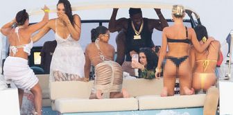 Marcus Rashford, targeted by Turkish Super League giants, was seen on a yacht with 7 women.