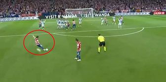 This guy is really an alien! Look at what he did in the first match of the season