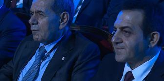 Fans who see Dursun Özbek and Abdullah Kavukcu in that state are asking the same question.
