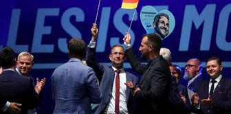 Political earthquake in Germany: Far-right AfD scored a record by winning 44 percent of the vote.