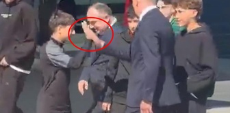 Before the critical meeting, Hacıosmanoğlu is in good spirits! He high-fived the children.