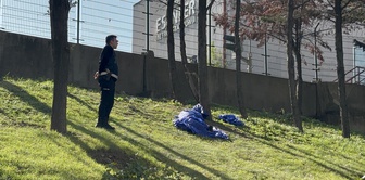 Suspicious death in a grassy area! Those who went near were shocked when they saw his/her mouth.