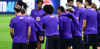 The match ended but they didn't leave! Surprise visit from Barcelona to Galatasaray