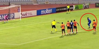 He tried the world's slowest penalty! In the end, the inevitable happened.