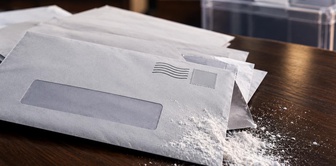 Mysterious letters before the election in the US! FBI involved