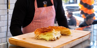 Blood-curdling threat against famous börek maker: If you don't transfer your shares, we'll cut off your head.