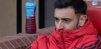 Manchester United suffered another heavy defeat, their wait for a win extended to 8 matches: The stands were in turmoil.