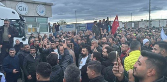 Truck drivers switched off their engines in protest against the Schengen visa! European crossings in Edirne have been halted for 24 hours.