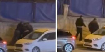 Sokak ortasında öldüresiye dayak! Acımadan tekme tokat saldırdılar