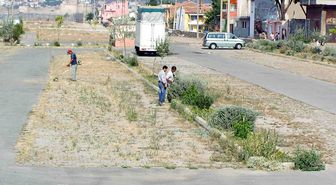 Çanakkale: Çanakkale'de İnönü Caddesi'nde Yaşanan Otopark Problemine Çözüm Aranıyor