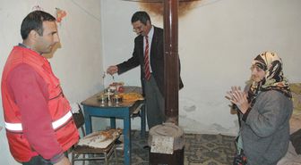 Kars: İftarlık Yiyeceği Bile Olmayan Ninenin Şükür Dolu Sözleri Duygulandırdı