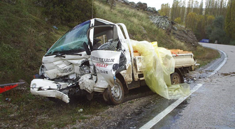 Konya: Beyşehir'de Trafik Kazası: 2 Yaralı