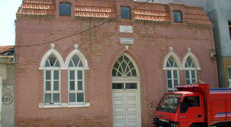 Çanakkale'de Asırlık Hamam Harabeye Döndü