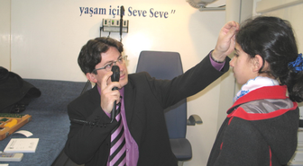 Kars'ta İlköğretim Öğrencileri Göz Taramasından Geçirildi