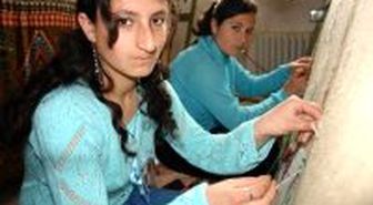 Yüksekova, Kalbi Delik Leyla İçin Tek Yürek Oldu