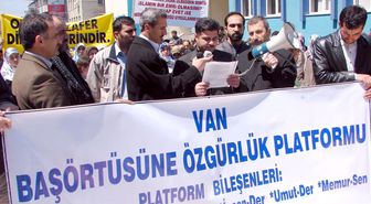 Van'da 'Başörtüsüne Özgürlük' Konulu Basın Açıklaması