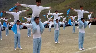 Hakkari'de 23 Nisan Ulusal Egemenlik ve Çocuk Bayramı