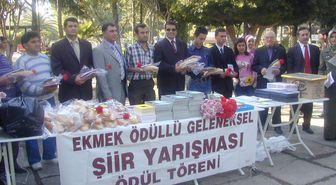 Osmaniye'de Ekmek Ödüllü Şiir Yarışması