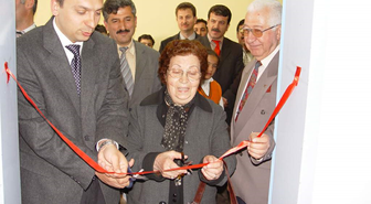 Adıyaman'da Bir Eğitim Gönüllüsü Kütüphane Yaptırdı