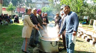 Köylülerden Bereket Yemeği