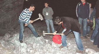 Üniversite Öğrencileri Tuz Dağı'nı Ziyaret Etti